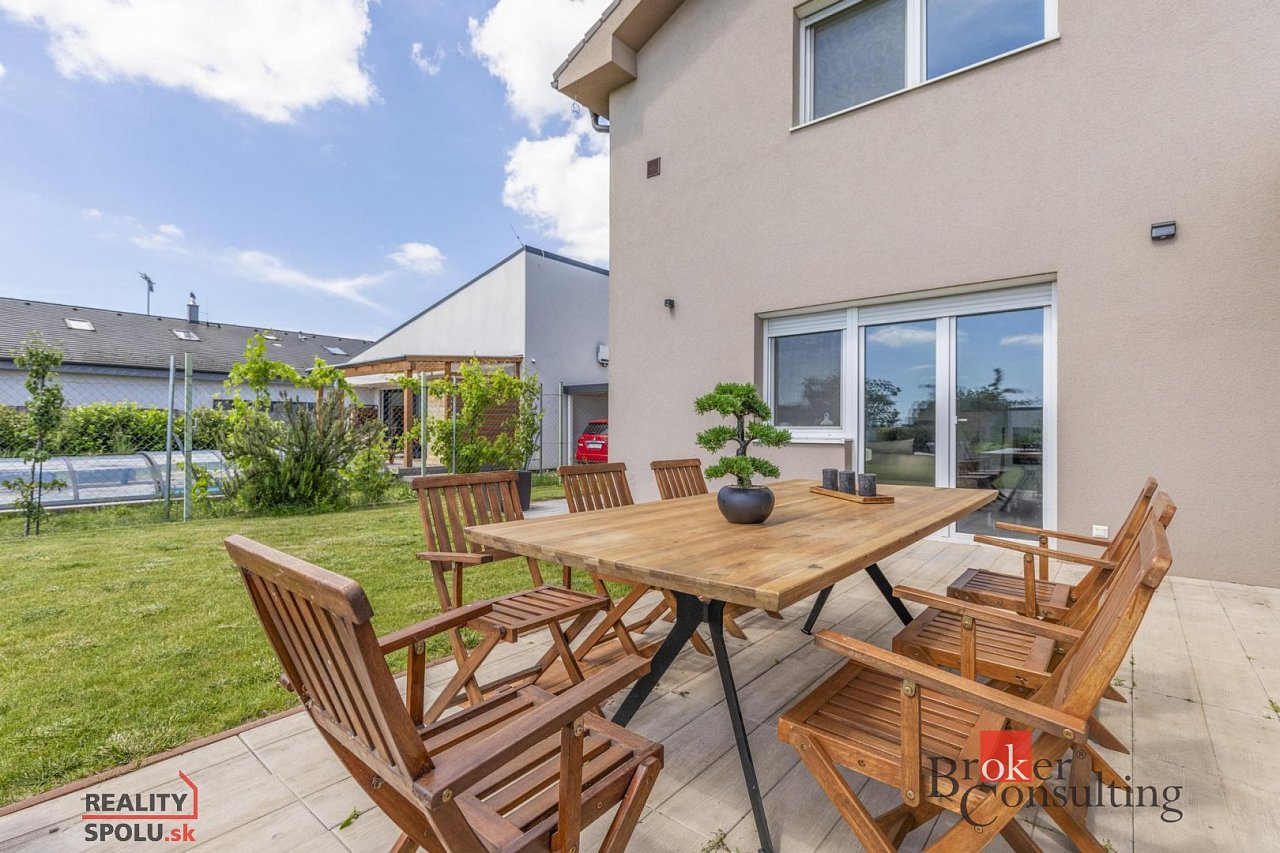 hlavná fotografia nehnuteľnosti