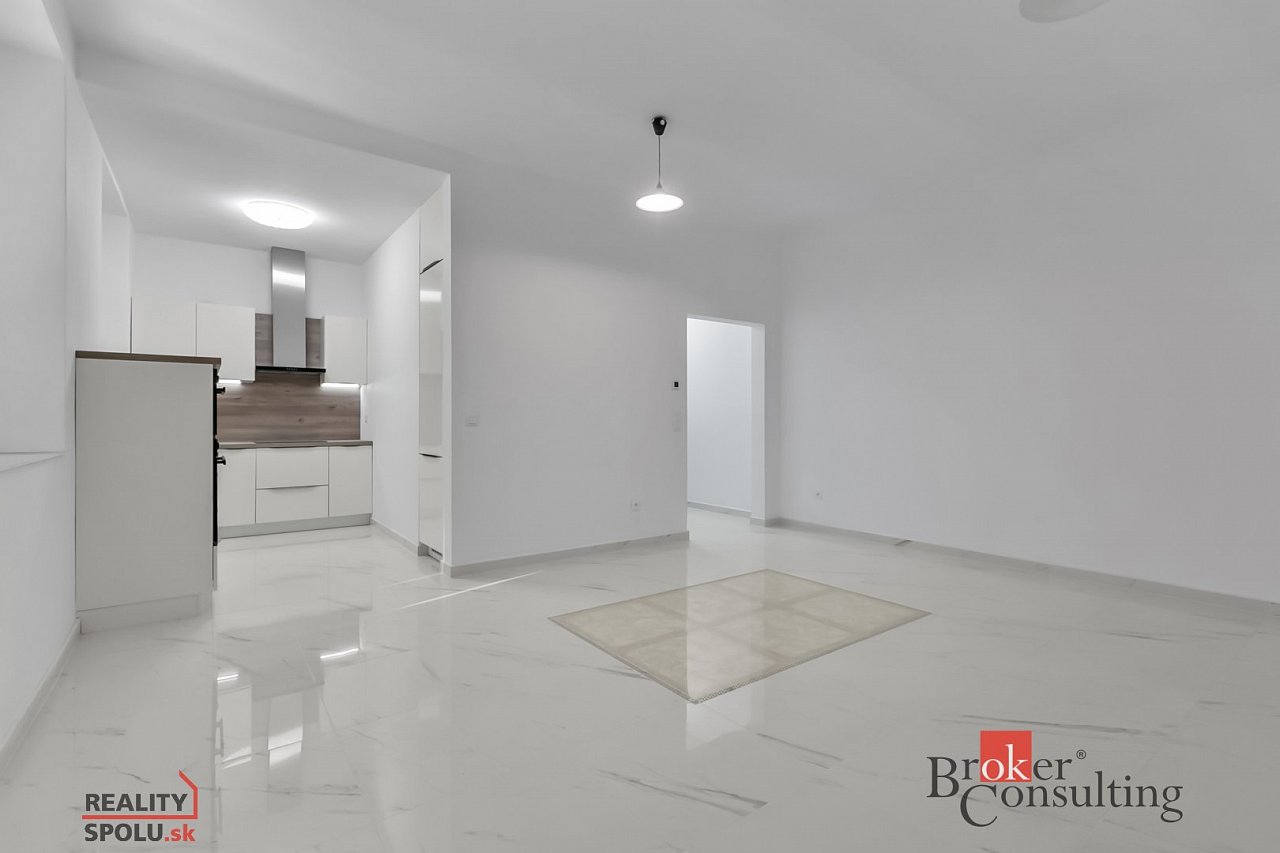 hlavná fotografia nehnuteľnosti