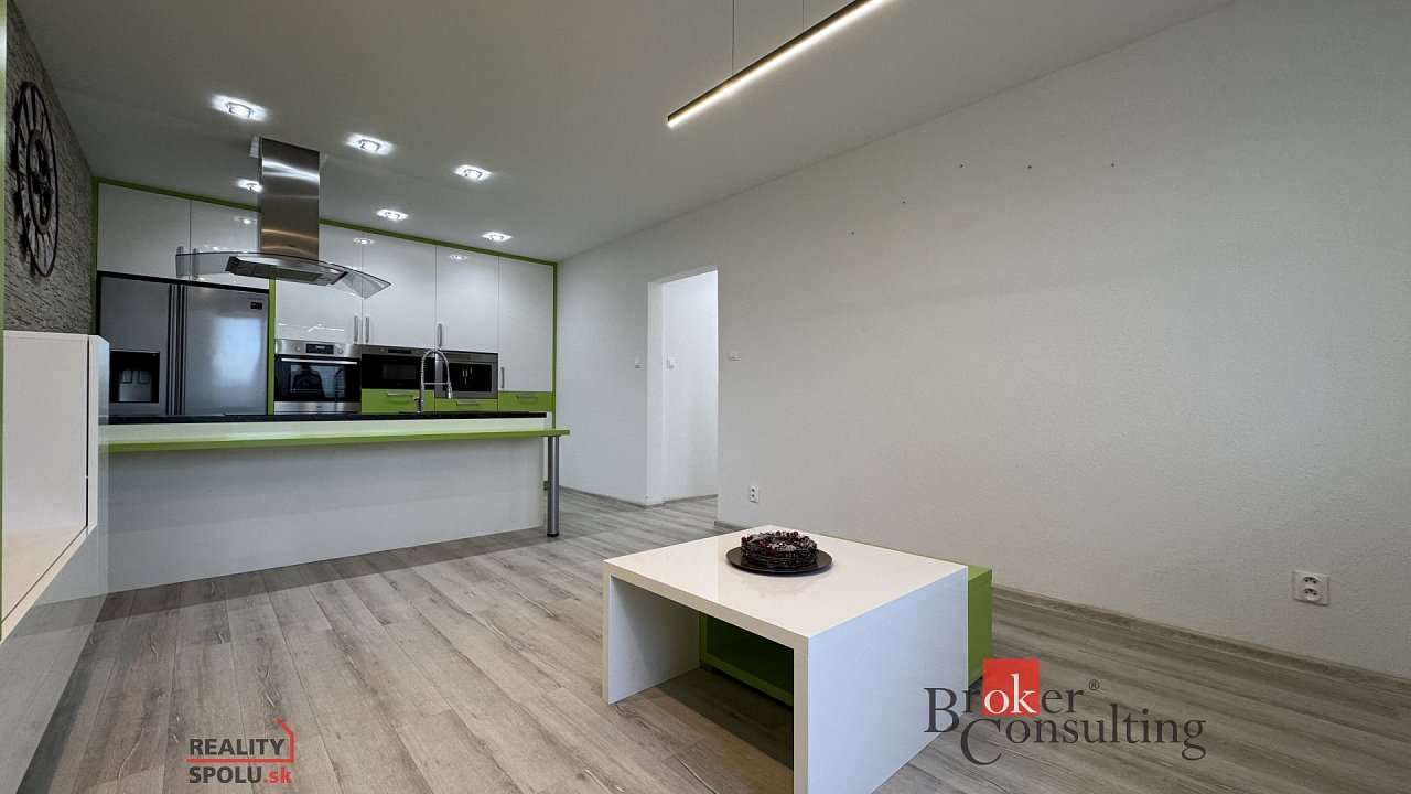 hlavná fotografia nehnuteľnosti