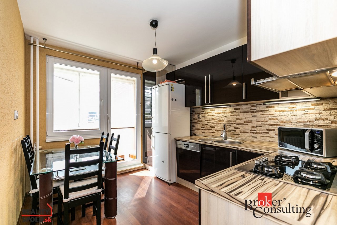 hlavná fotografia nehnuteľnosti