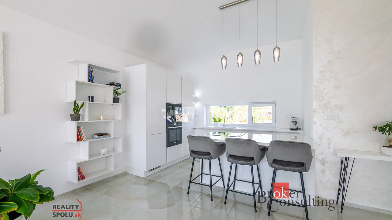 hlavná fotografia nehnuteľnosti