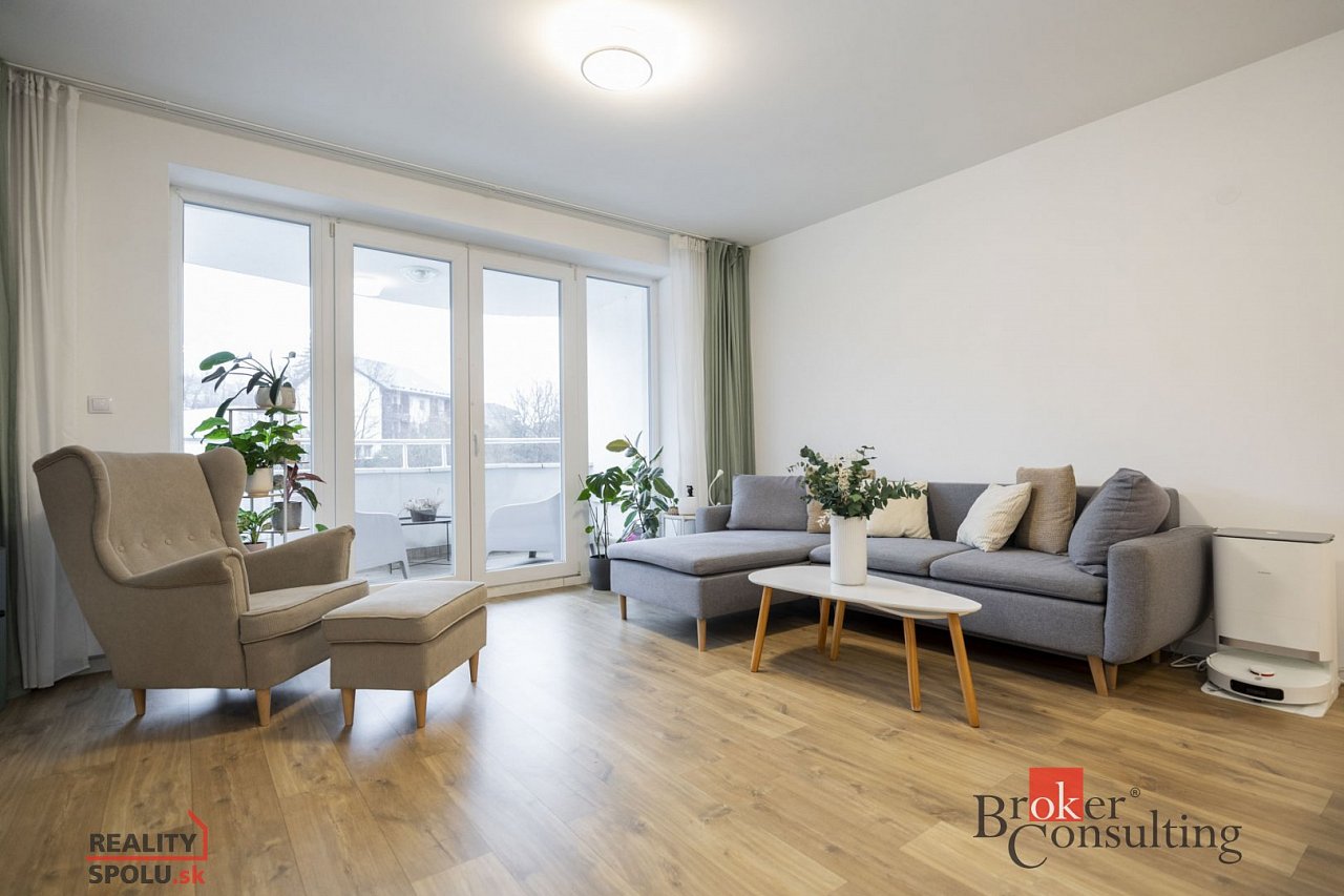 hlavná fotografia nehnuteľnosti