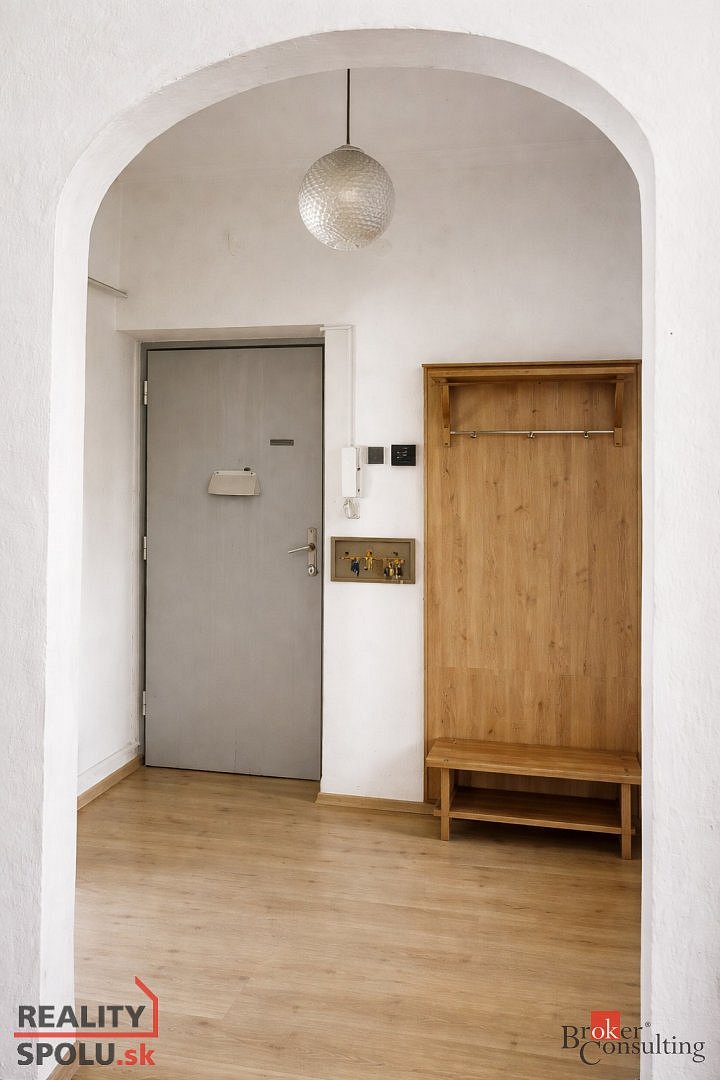 hlavná fotografia nehnuteľnosti