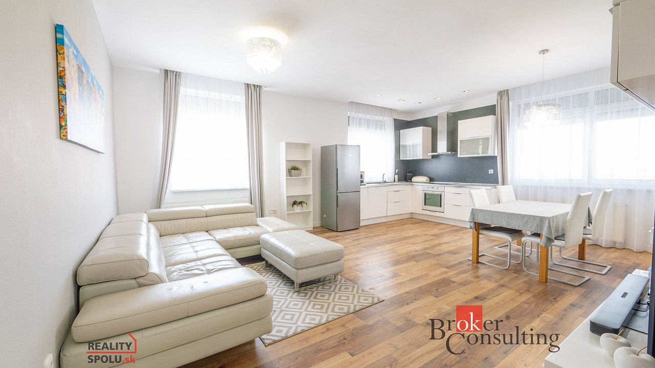 hlavná fotografia nehnuteľnosti