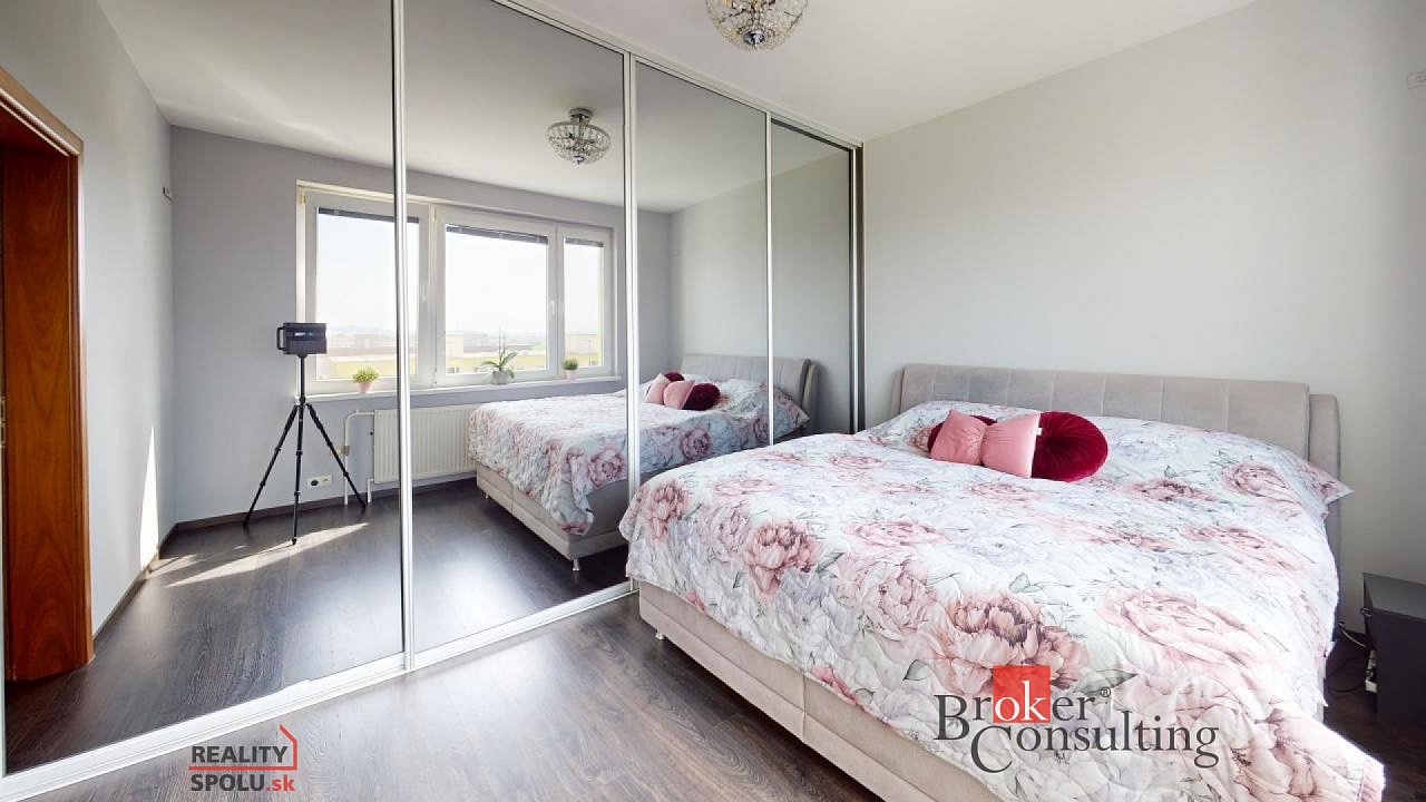 hlavná fotografia nehnuteľnosti