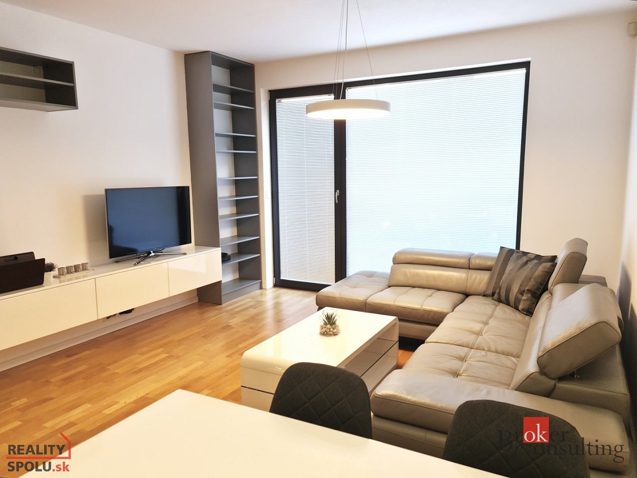 hlavná fotografia nehnuteľnosti