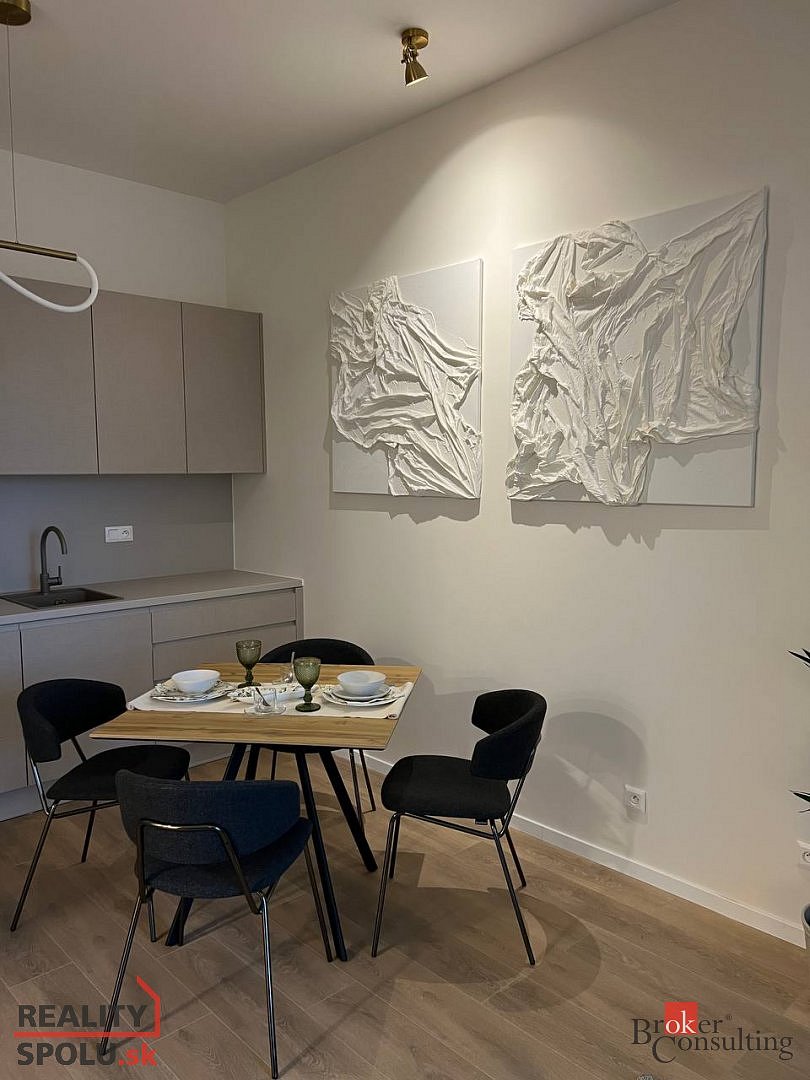 hlavná fotografia nehnuteľnosti