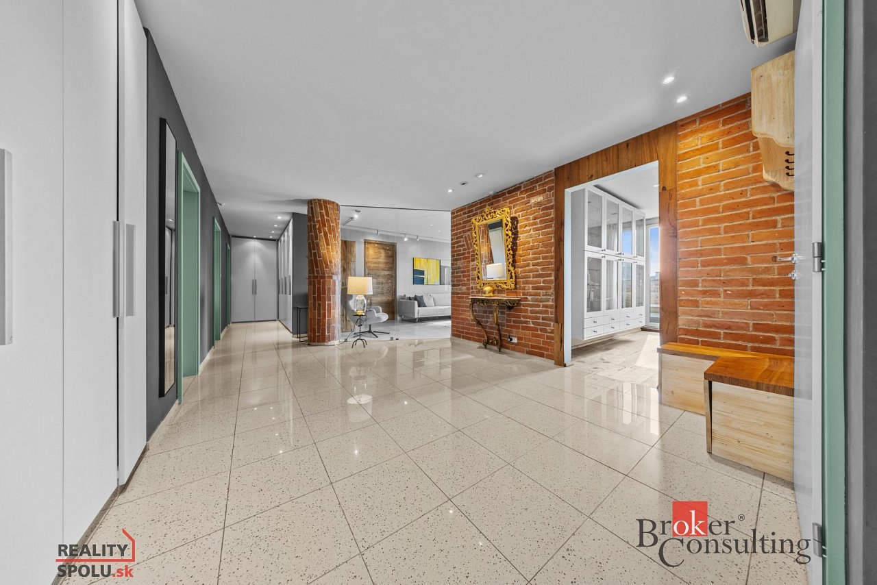 hlavná fotografia nehnuteľnosti