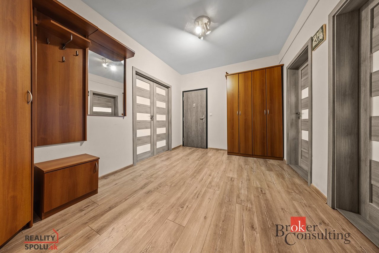 hlavná fotografia nehnuteľnosti