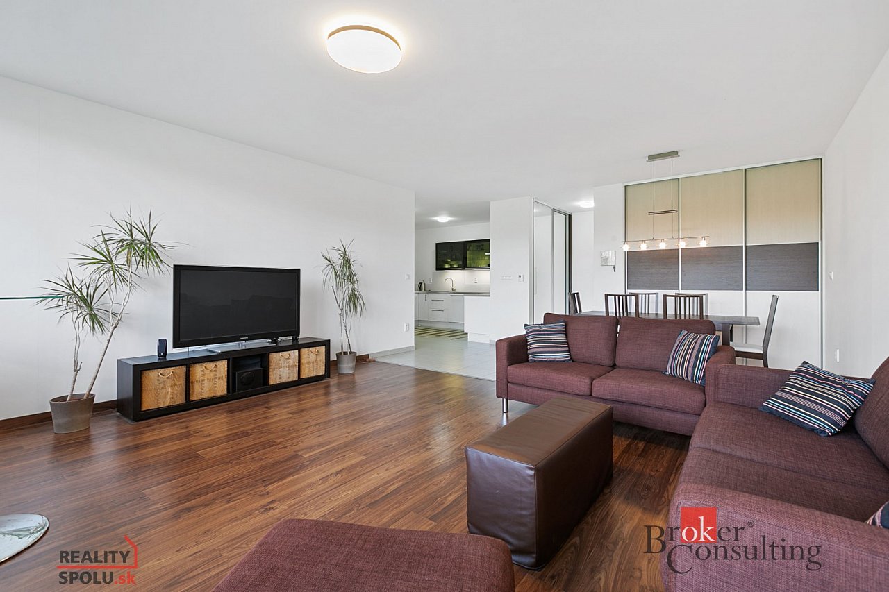 hlavná fotografia nehnuteľnosti