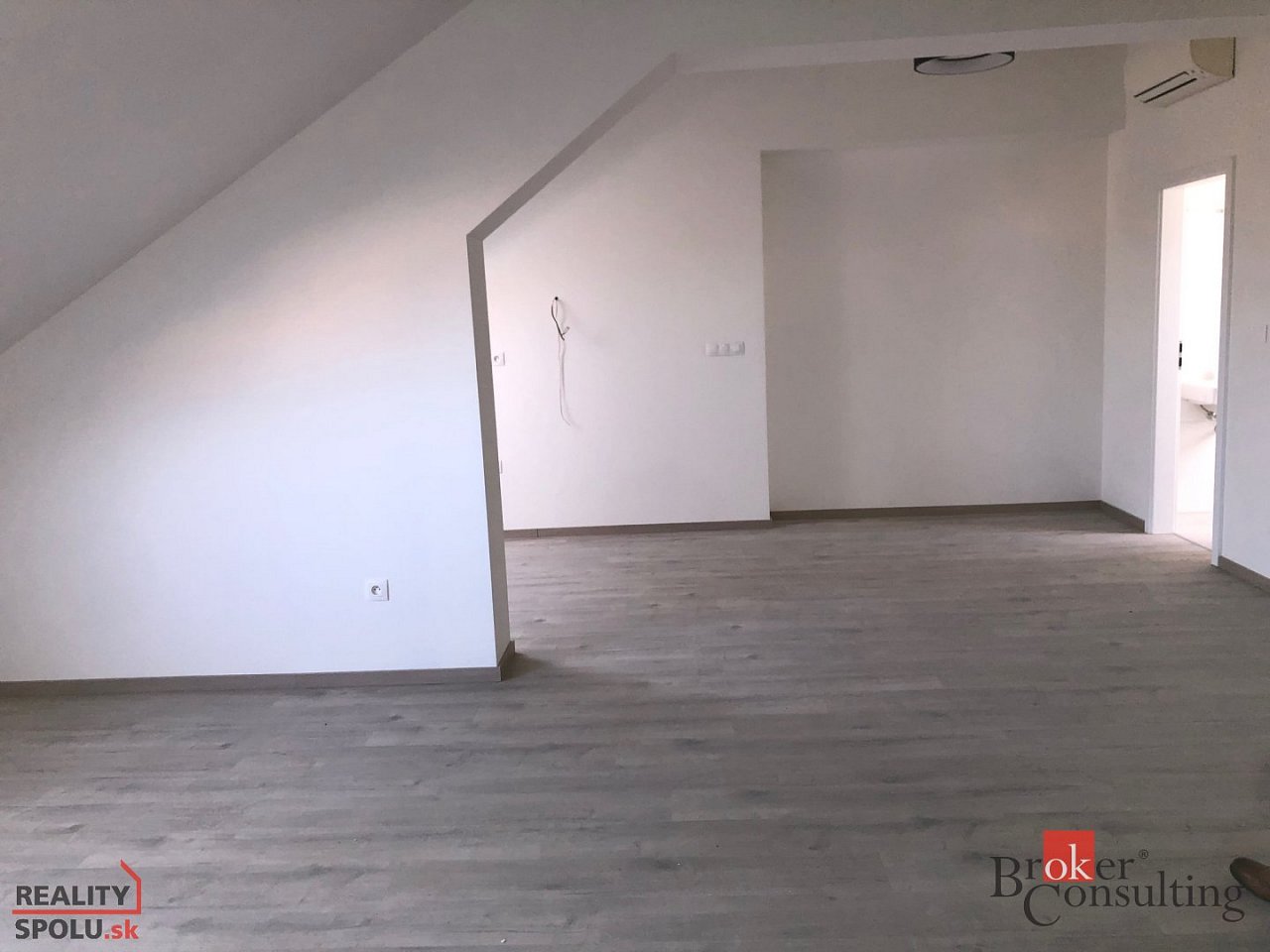 hlavná fotografia nehnuteľnosti