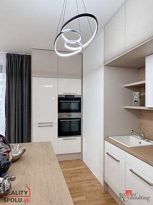 druhá fotografie nemovitosti