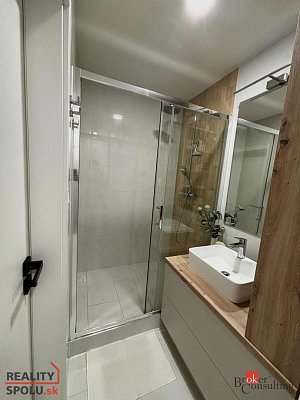 třetí fotografie nemovitosti